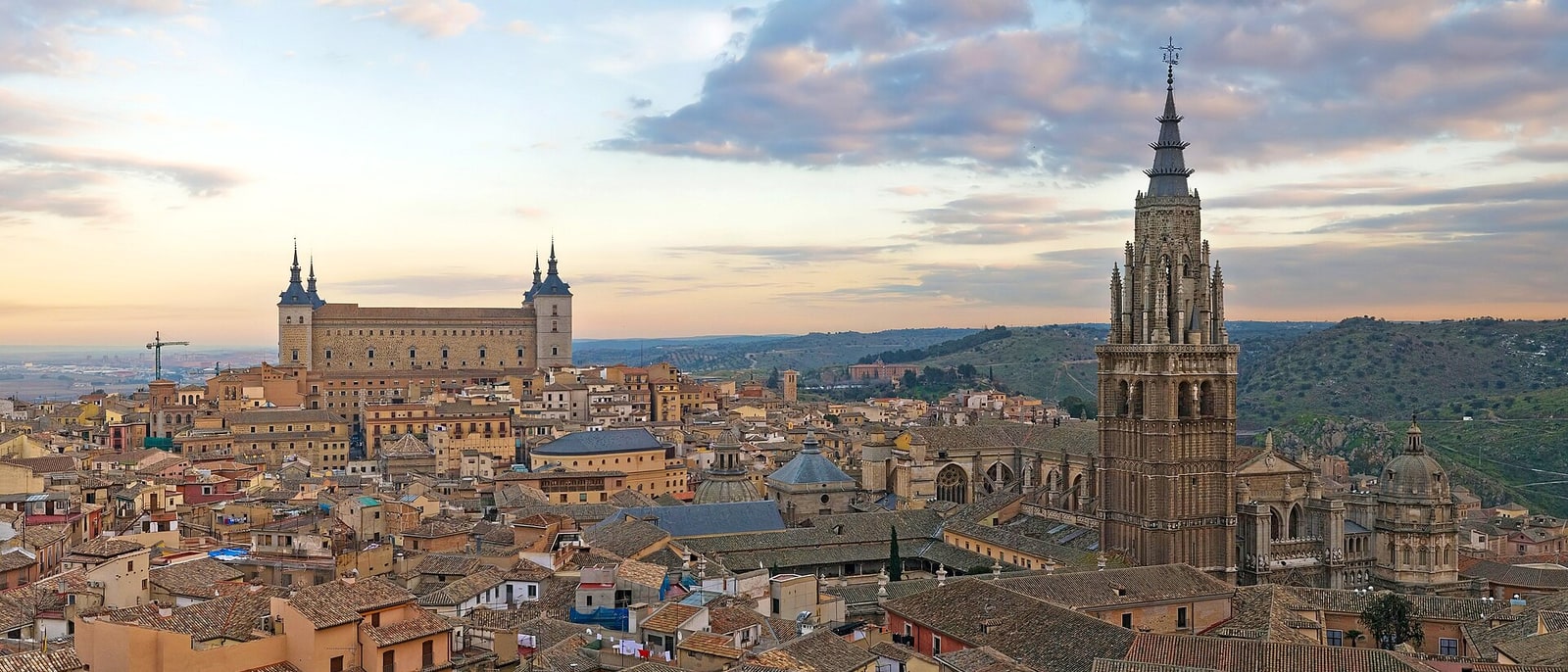 Toledo from across the Tagus, the Alcázar and cathedral above the rooftops