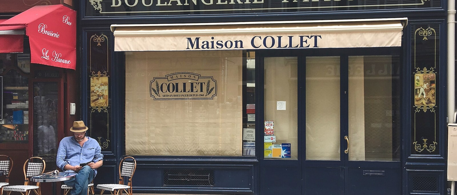 El escaparate de una panadería-pastelería en la calle Montorgueil