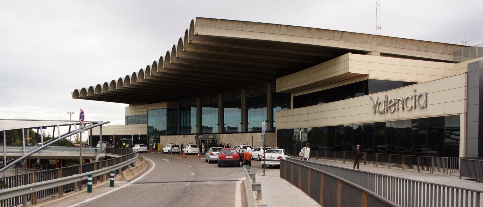 The terminal at Valencia airport, in Manises, seen from the arrivals road