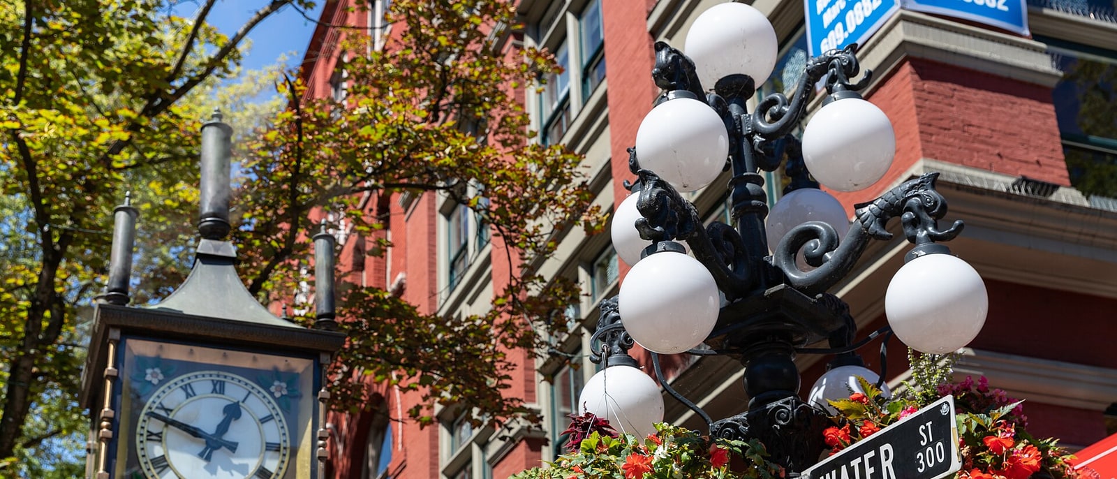 The steam clock and the lampposts of Water Street, in Gastown