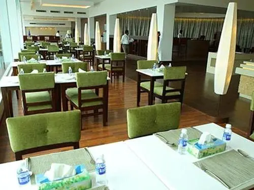 Earth Lounge