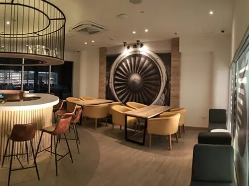 The Lounge Club
