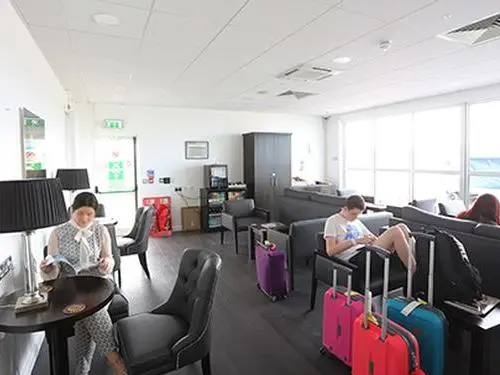 Amelia Earhart Lounge