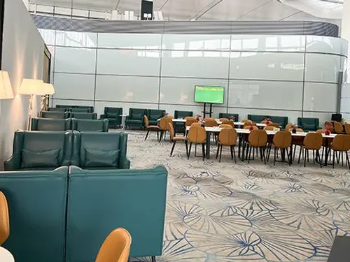 First Class Lounge 3