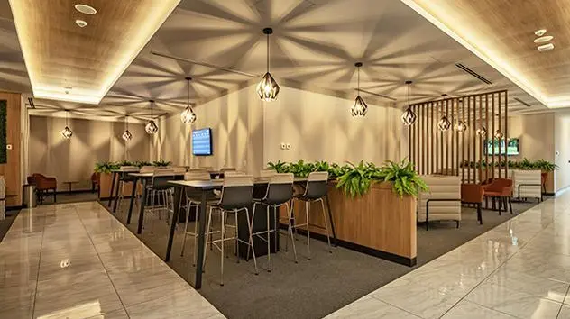 Oma Premium Lounge