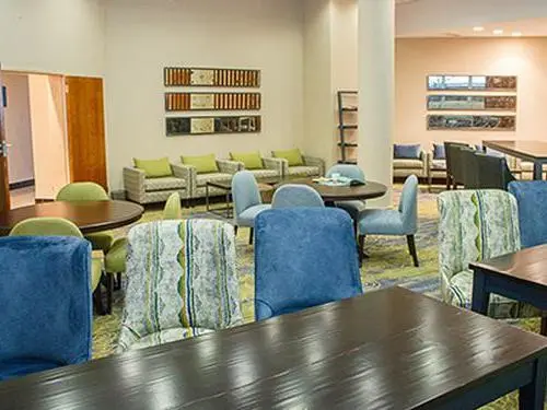 Makuwa Lounge