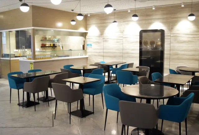 Travel Club Lounge